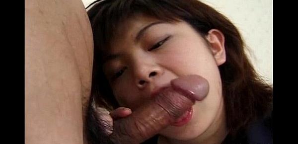  Horny school girl Yuki Makino kinky sucking